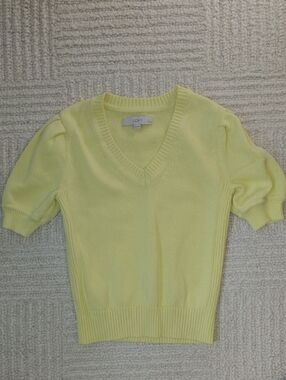 LOFT Women's Short Sleeve V-Neck Sweater - Light Yellow